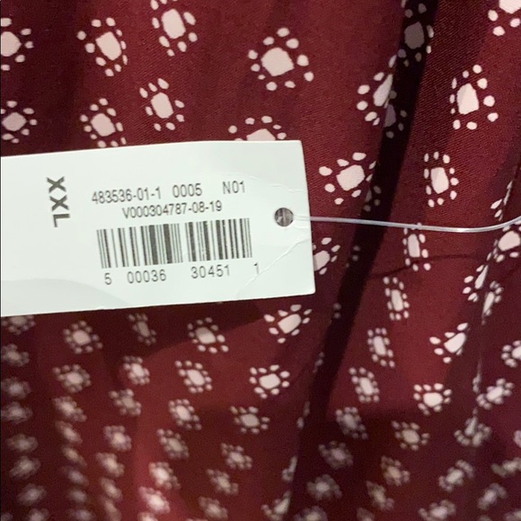 NWT Old Navy Button Up Blouse Maroon (Size XXL) - Picture 5 of 6